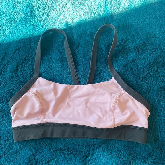 Rare lululemon Sports Bra - Picture 1 of 2